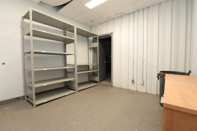 third-line-e-605-pic-VIII